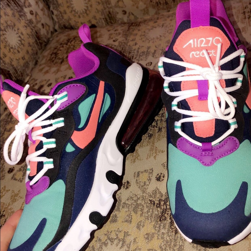 RARE!!! BRAND NEW NIKE AIR REACT 270